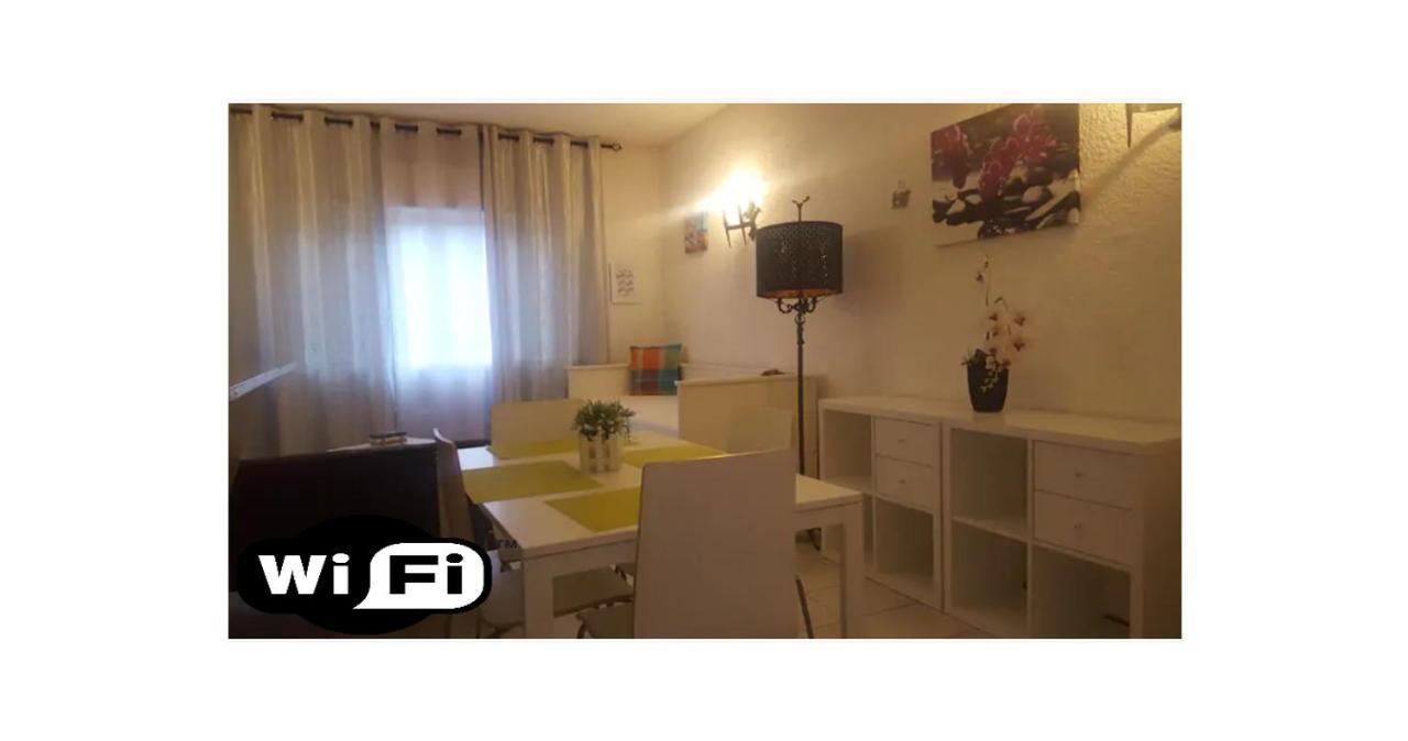 Quarteira Home Beach Ferias Tranquilas A 1Km Da Praia Totalmente Renovado Exterior foto
